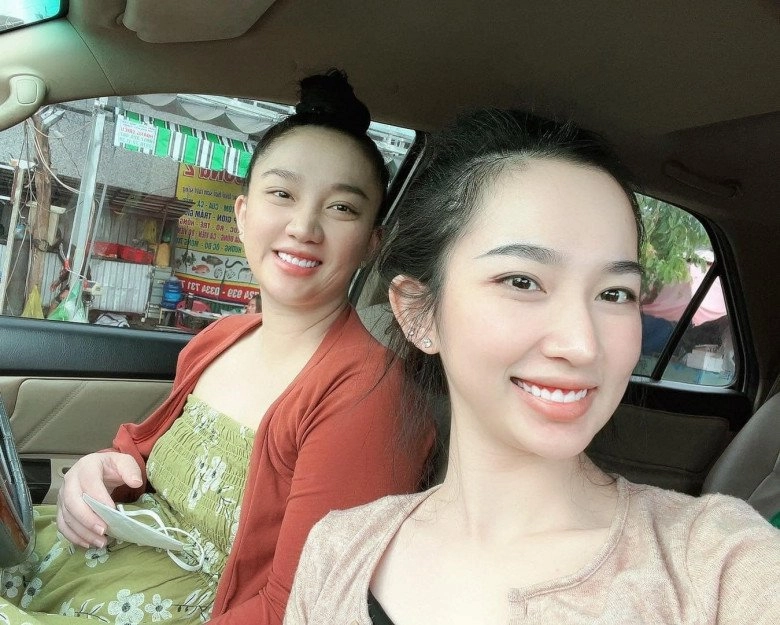 Mỹ nữ từng được lê dương bảo lâm cua hụt mặt xinh như hoa ăn mặc chất chơi - 1