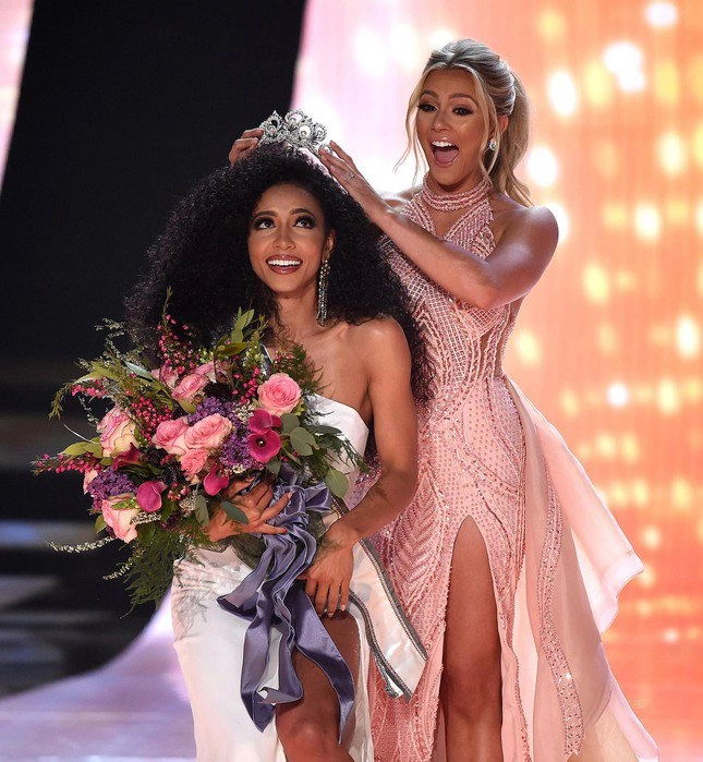 Nàng hậu từng là đối thủ của hoàng thuỳ tại miss universe 2017 qua đời - 6