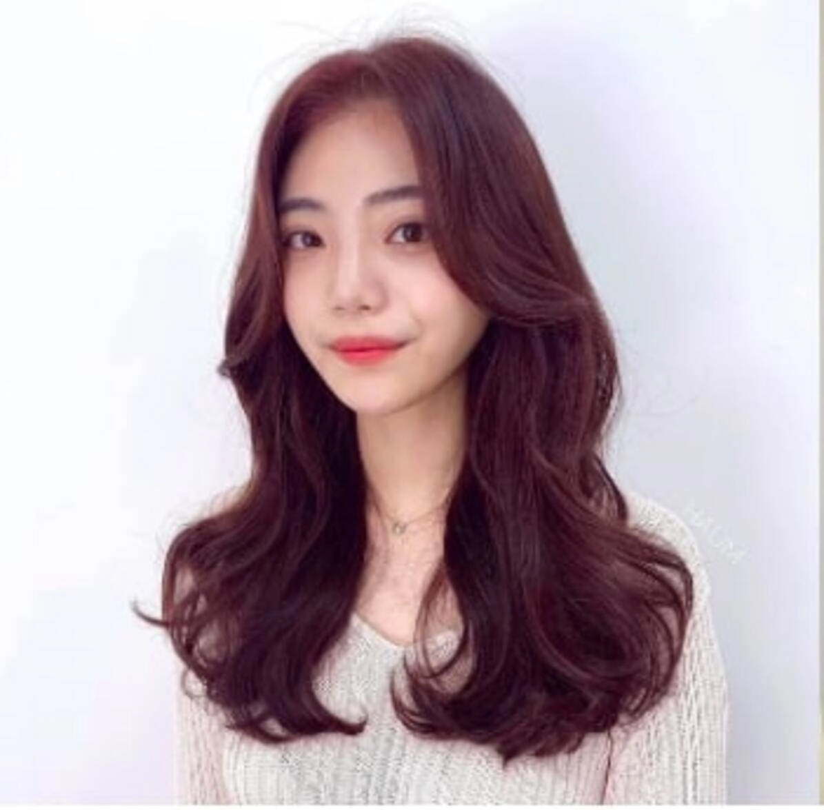 Nâng tầm nhan sắc nàng trẻ trung tươi tắn nhờ diện những màu tóc nâu ánh tím sành điệu - 16