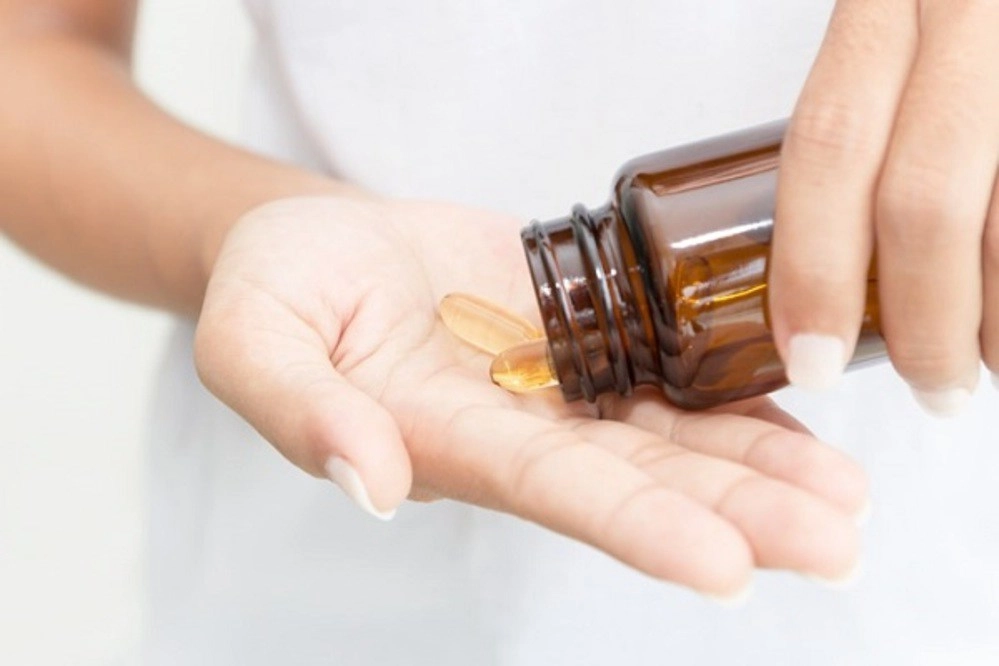 Nàng trẻ trung tự tin tỏa sáng nhờ vitamin e dưỡng da trắng hồng láng mịn không tì vết - 5
