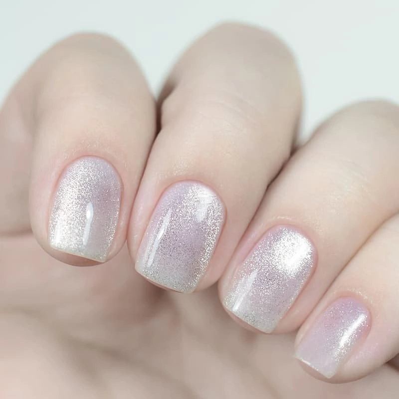 Nàng tự tin toả sáng thu hút mọi ánh nhìn với những mẫu nail mắt mèo kiêu sa độc đáo - 5