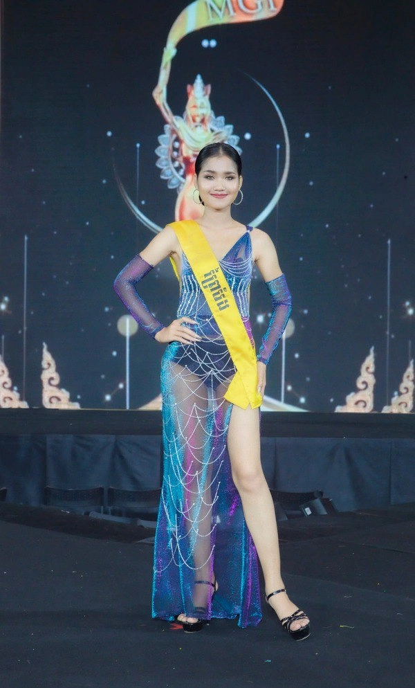 ngán ngẩm với trang phục của dàn thí sinh miss grand cambodia 2022 - 1