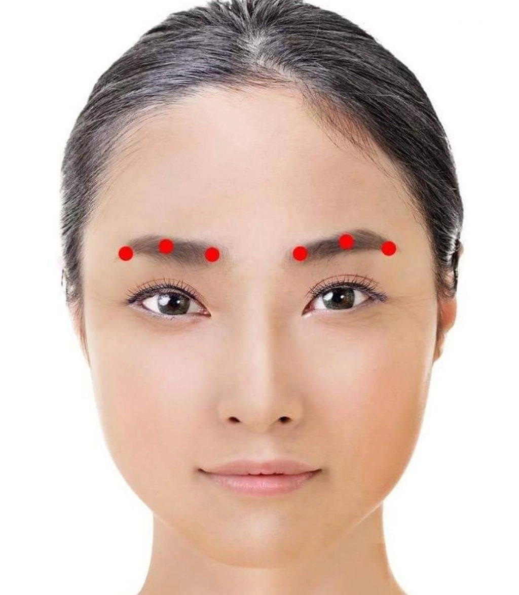 Ngăn ngừa lão hóa nếp nhăn dưỡng da săn chắc trẻ trung nhờ những cách massage mặt siêu đơn giản - 6