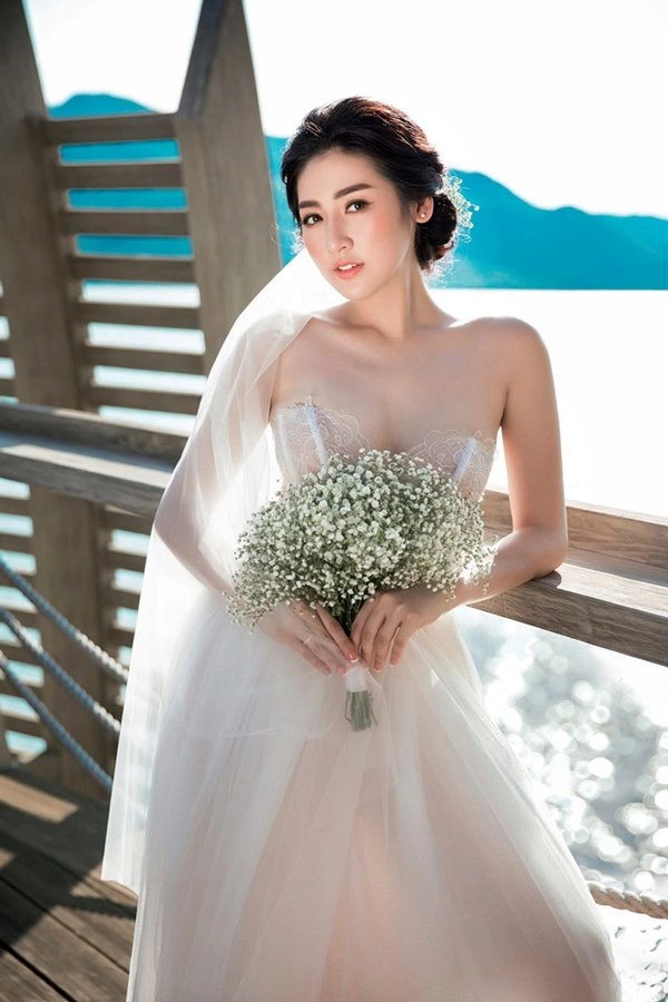 Ngày lên xe hoa các bà các mẹ ngày xưa trang điểm khác chúng ta như thế nào - 9