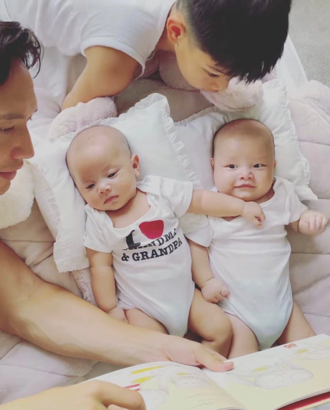 Nghe kim lý nói tiếng việt hiểu vì sao con trai leon 8 tháng tuổi đã nói giọng quảng bình - 5