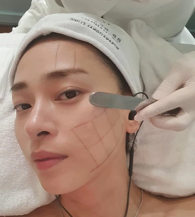 Ngô thanh vân khoe bóng dáng chàng trai quen thuộc nhưng chính chủ lại gây sốt bởi làn da mộc - 8