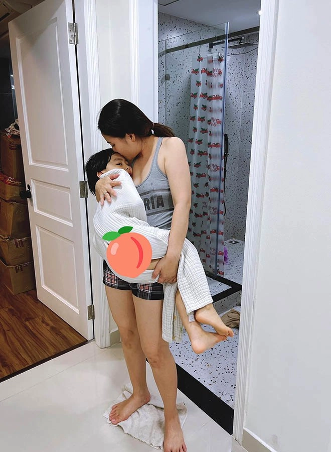 Ngọc lan ôm hôn con trai ở trần bị nói con hư tại mẹ nhưng ai cũng đồng cảm - 3