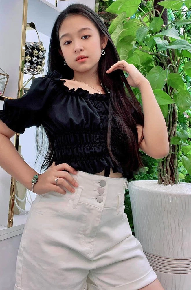 Người bố kín tiếng của hoa khôi nhí cần thơ bất ngờ lên sóng gia đình gen quá mạnh - 7