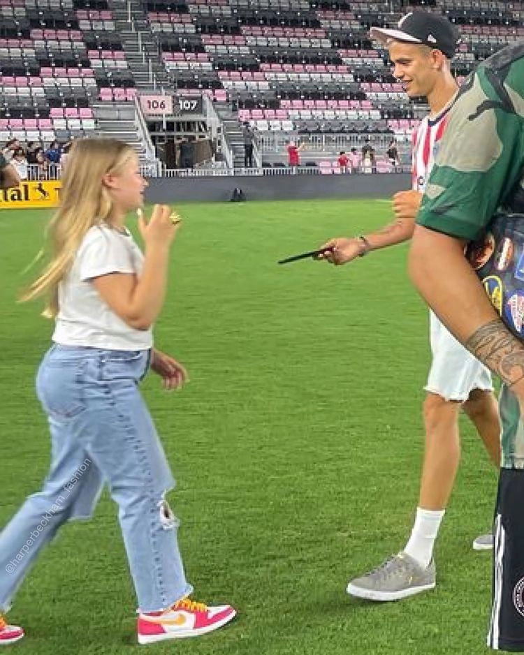 Nhận không raharper beckham tuổi lên 10 tròn mũm mĩm nhưng mặt vẫn cực phẩm - 7