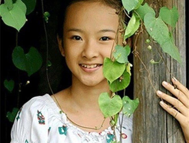 Nhan sắc angela phương trinh từng sở hữu môi tều phiên bản lỗi giờ đẹp thanh thoát - 1