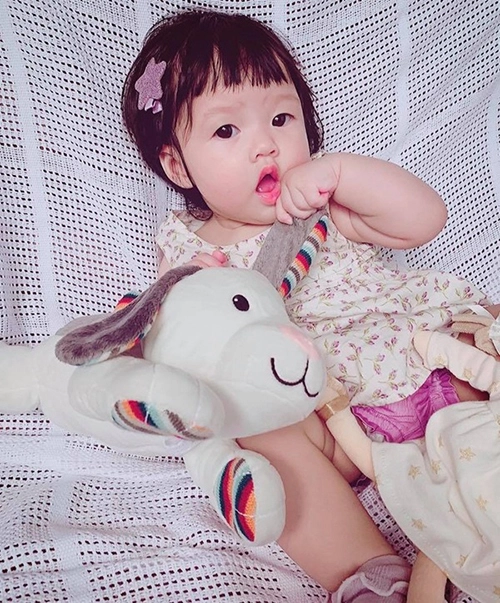 Nhan sắc đẹp từ trong trứng của con gái 3 hoa hậu jennifer phạm đặng thu thảo hà kiều anh - 7
