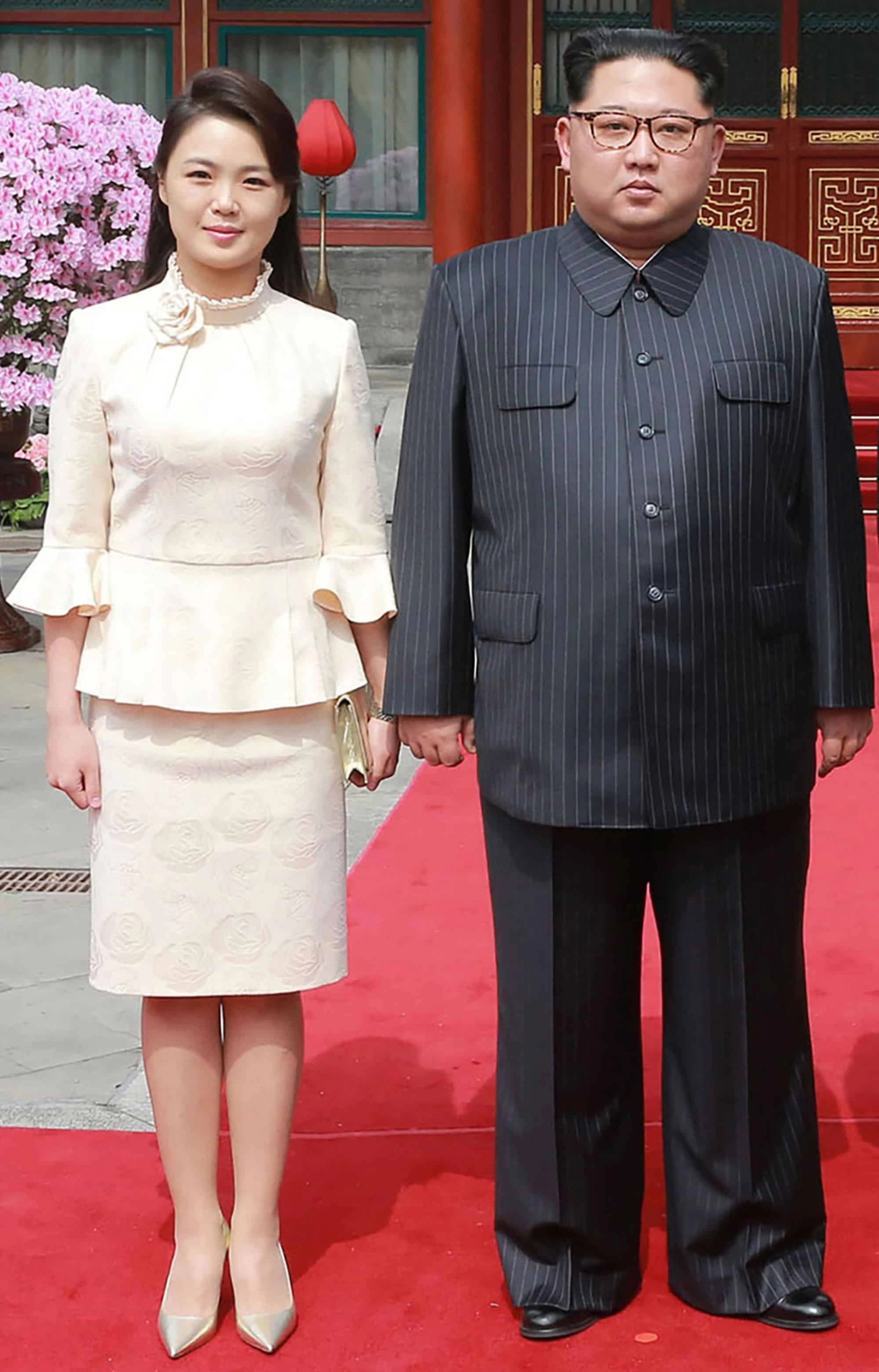 Nhan sắc nền nã bà xã chủ tịch kim jong-un chỉ mặc một kiểu đồ vẫn toát cốt cách - 5
