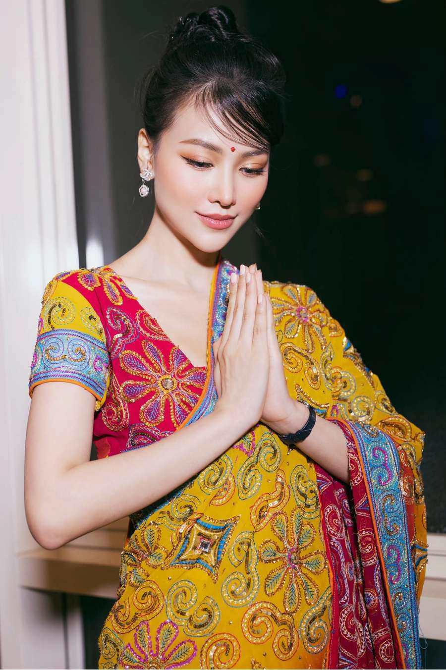 Nhan sắc thật của phương khánh trong ống kính team qua đường thuý kiều trong truyền thuyết là đây - 10