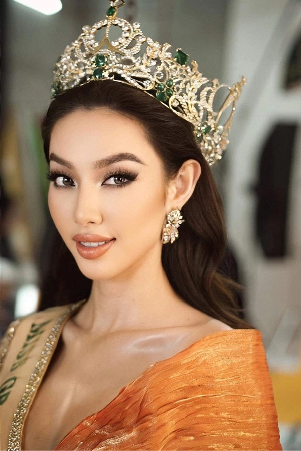 Nhan sắc thuỳ tiên ngày còn ngồi ghế nhà trường đập tan tin đồn thẩm mỹ - 2