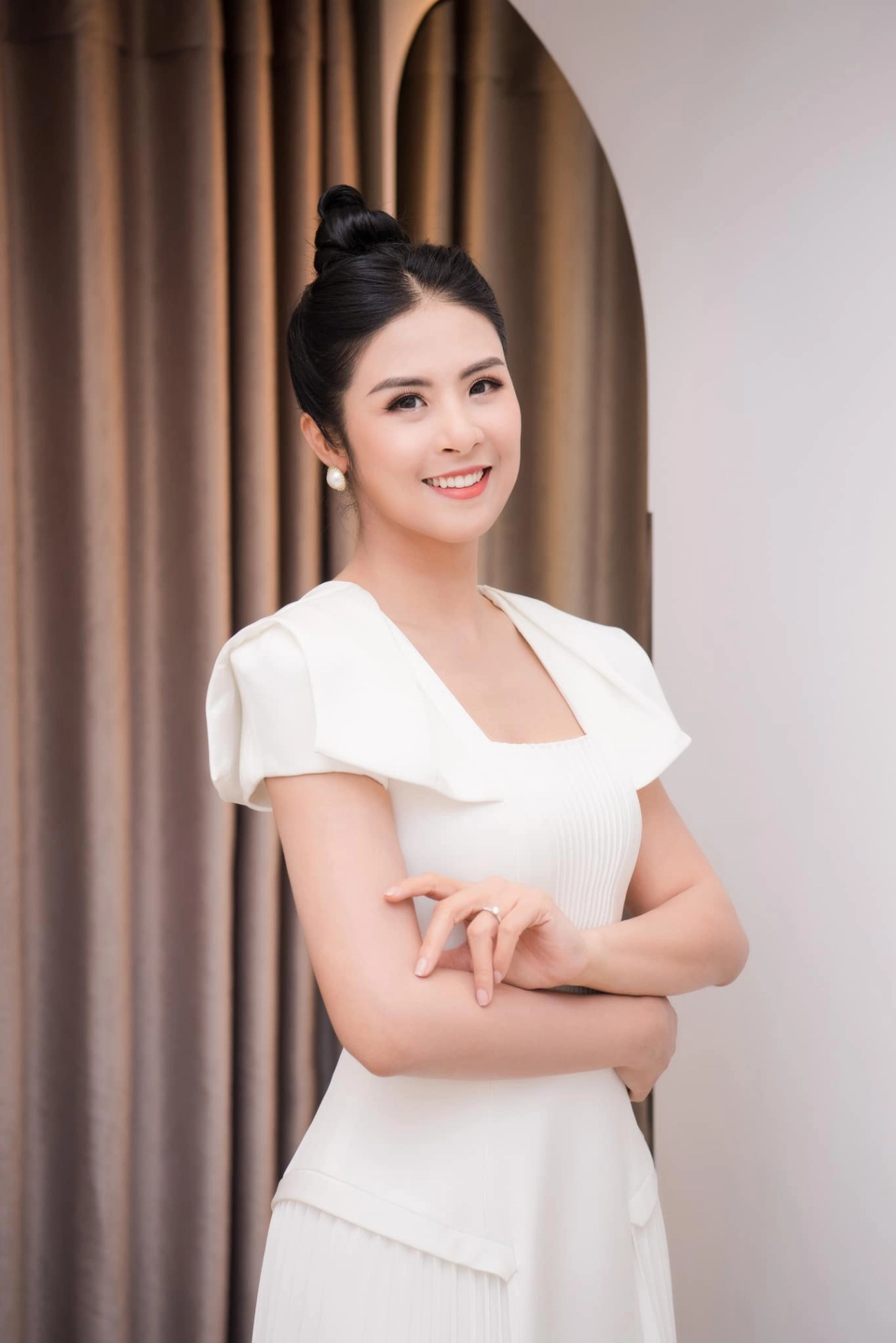 Những làn da bị nghi tẩy trắng của các mỹ nhân đặng thu thảo và hà hồ bị gọi tên - 12