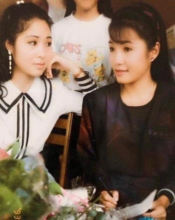 Những lần đọ gu thời trang không ai thua ai của đôi bạn 30 năm hồng vân - hồng đào - 3