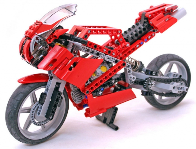 Những mẫu mô tô lego đáng chú ý - 11