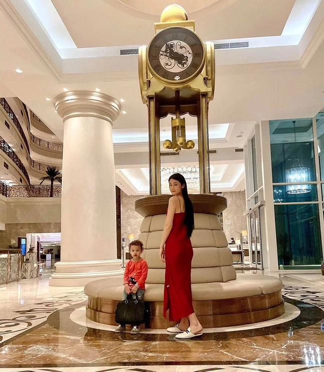 Những nhóc tỳ sao việt được tẩm bổ bằng món ăn dát vàng đắt đỏ người giàu mới mua được - 5