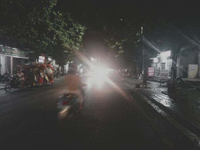 Những thói quen cần nắm bắt khi sử dụng đèn pha xe máy vào ban đêm - 4