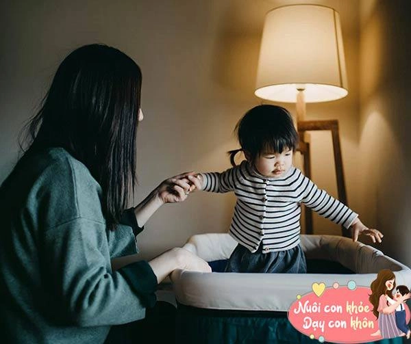 Những thói quen ngủ xấu làm con thấp còi ốm yếu hơn so với bạn cùng trang lứa - 4
