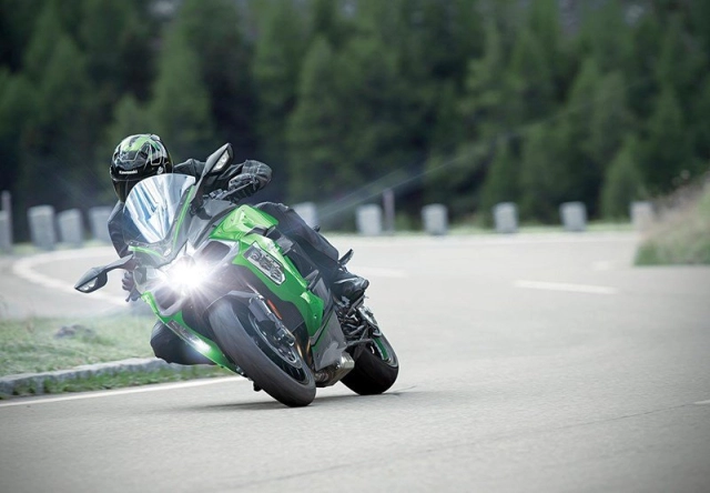 Ninja h2 sx được tuyên bố là chiếc mô tô cao cấp nhất trên thị trường hiện tại - 7