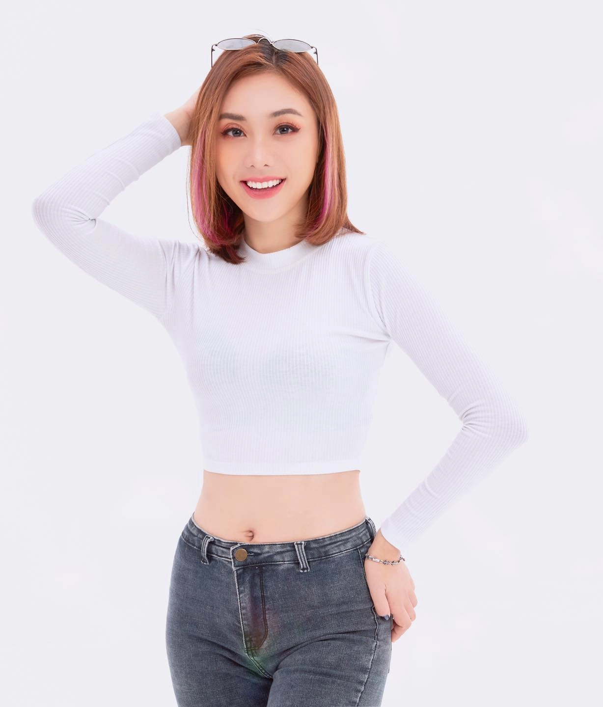 Nữ ca sĩ tin pttm thay đổi phong thuỷ và đây là cái kết sau khi hút mỡ tạo cơ - 15
