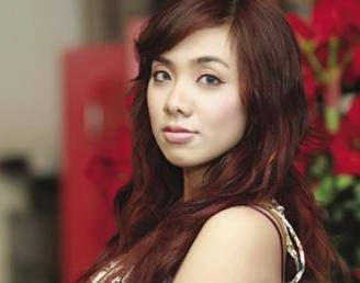 Nữ ca sĩ tin pttm thay đổi phong thuỷ và đây là cái kết sau khi hút mỡ tạo cơ - 17
