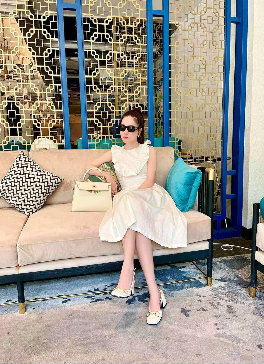 Nữ đại gia quận 7 shopping đón tết bằng ngọc trinh miệt mài đập hộp 2 năm cộng lại - 8