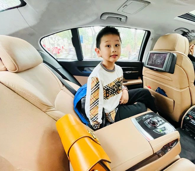 Nữ diễn viên nổi bật khi chụp cùng việt anh quỳnh nga có con trai chủ tịch 2 công ty - 17