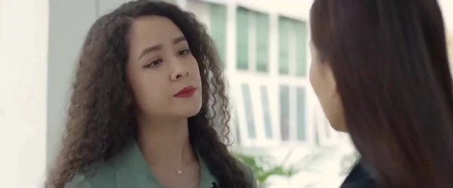 Nữ dv đẩy lã thanh huyền ngã gãy cổ làm mẹ đơn thân 34 tuổitrẻ đẹp như chị em với con gái - 2