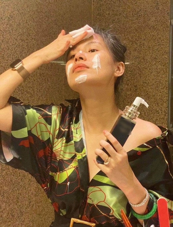 Nữ ntk hoang dại nhất vbiz không nuông chiều bản thân để giữ sắc vóc sau 4 lần sinh nở - 13