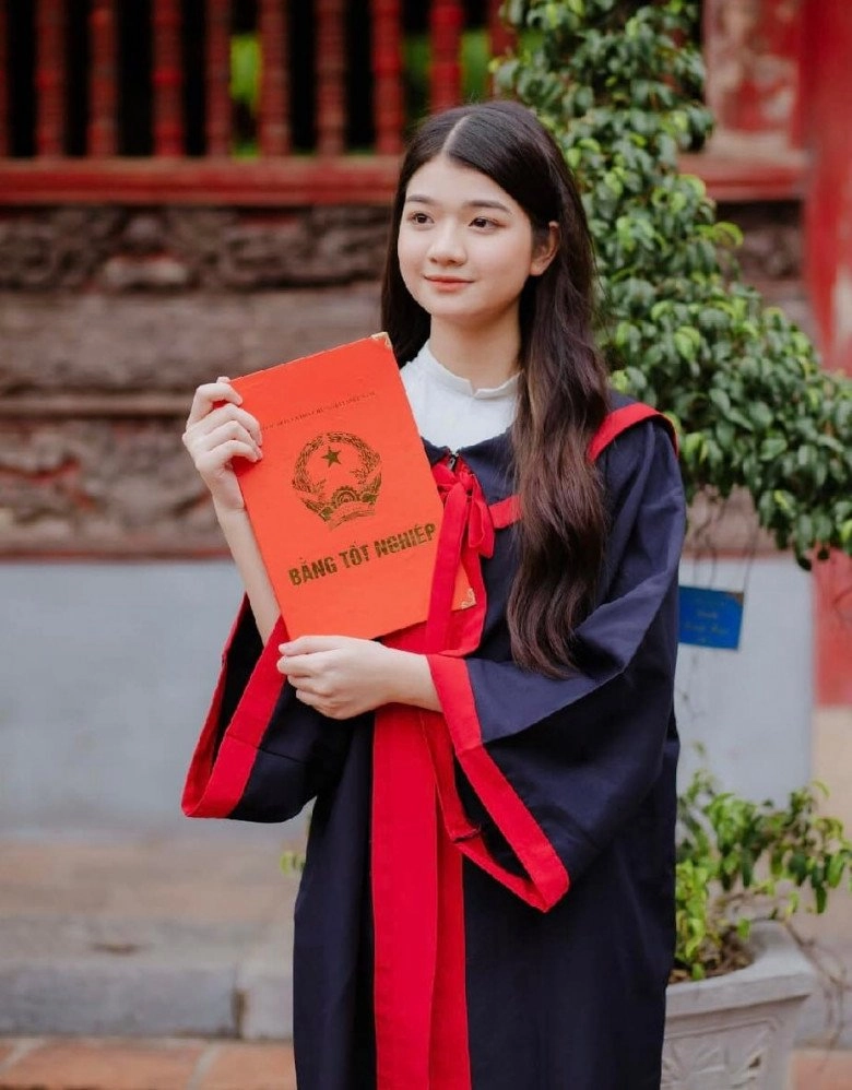 Nữ sinh cấp 3 xinh hút ánh nhìn hóa ra là con gái nsưt võ hoài nam hương vị tình thân - 5