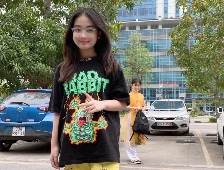 Nữ sinh hà nội chiếm sóng đài vtv vì quá xinh có mối quan hệ đặc biệt với phương oanh quỳnh búp bê - 13