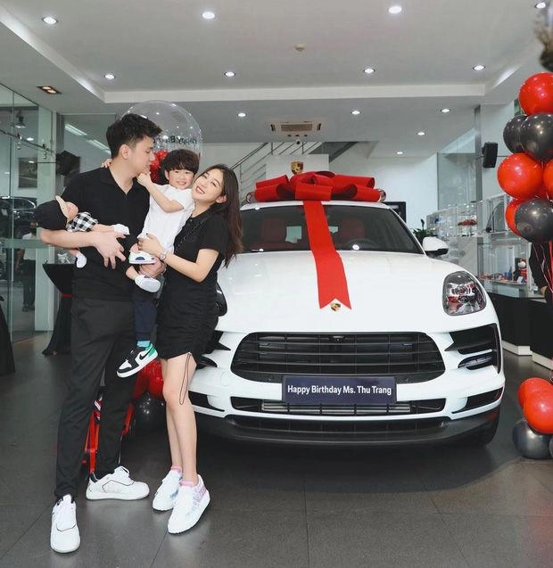 Nữ sinh sáng lên giảng đường đh tối về chăm con đẹp sang chảnh sắm nhà tậu xe hơi bạc tỷ - 13