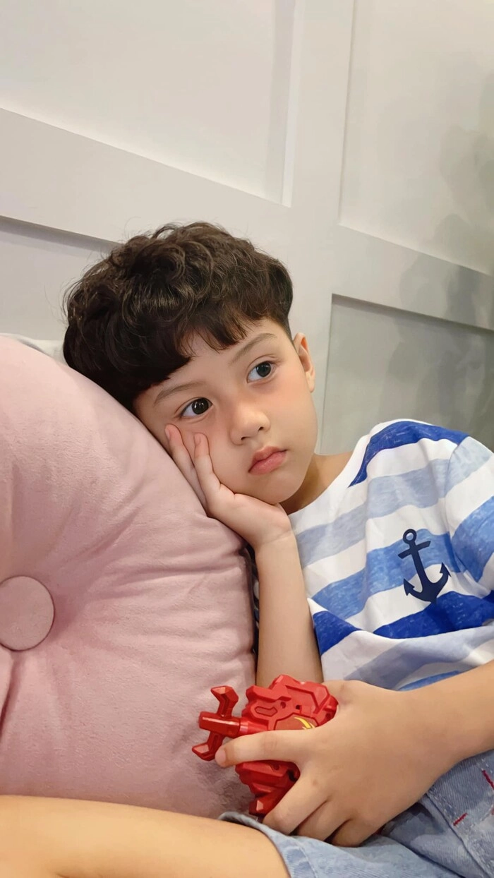 Ôm con về ngoại làm mẹ đơn thân giữa tết huyền lizzie giờ giàu sang ngày càng hở bạo - 13