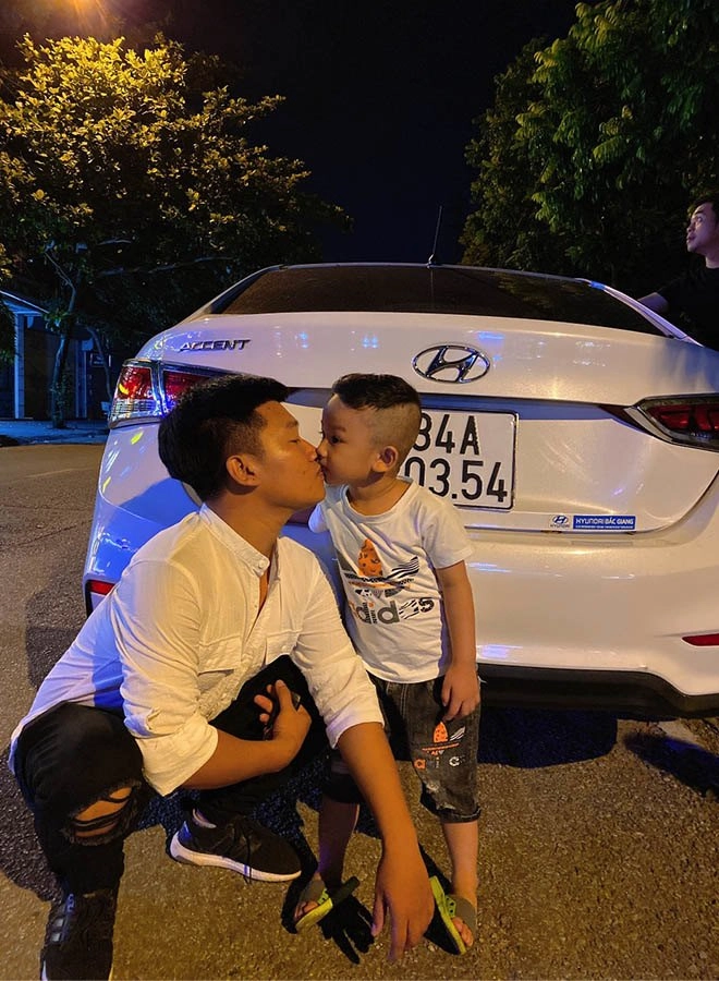 Ông bố hải dương hạnh phúc được 2 vợ hoà thuận cùng nuôi dạy 2 con cùng cha khác mẹ - 9