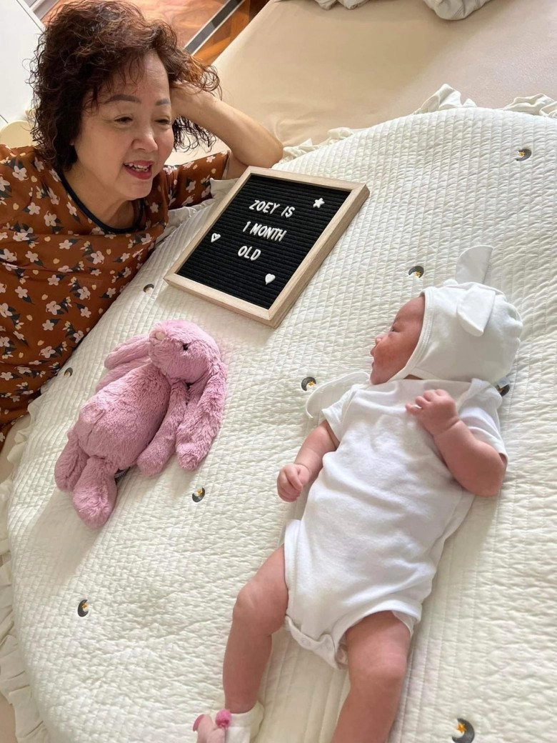 Phạm quỳnh anh buồn bã vì hai con lớn ốm đau suốt phải cách ly khổ sở chăm 3 con - 2