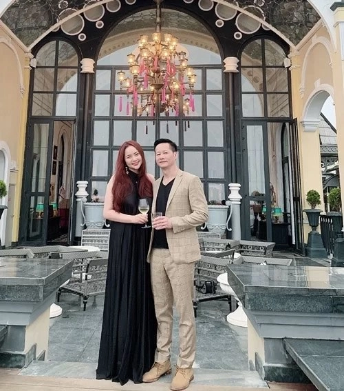 Phan như thảo 28 tuổi sinh con đầu lòng cho chồng đại gia u60 giờ khoe con gái đã có em - 1
