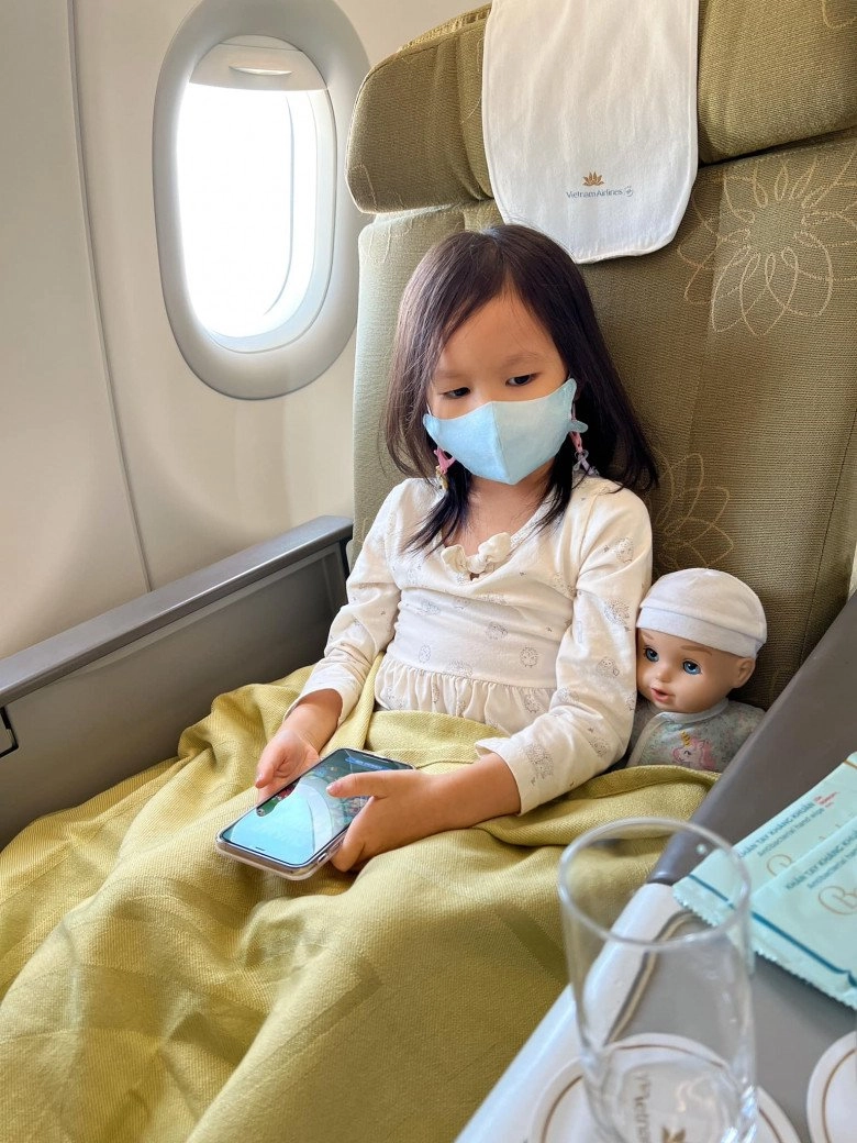 Phan như thảo 28 tuổi sinh con đầu lòng cho chồng đại gia u60 giờ khoe con gái đã có em - 4