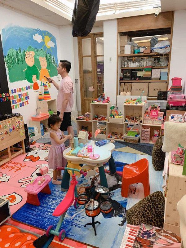 Phan như thảo 28 tuổi sinh con đầu lòng cho chồng đại gia u60 giờ khoe con gái đã có em - 8