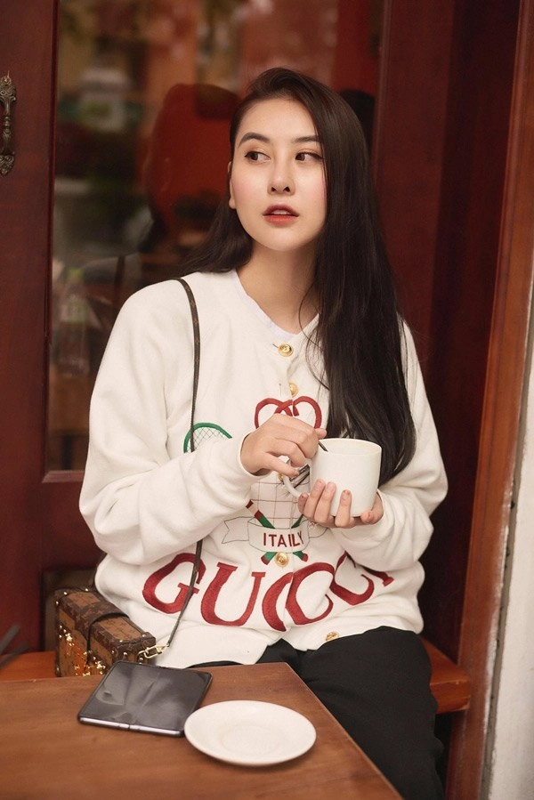 Phau thuat gan het khuôn mat các hotgirl mang xã hoi ngày ấy giờ thế nào - 22