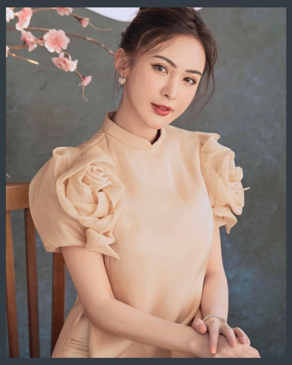 Phau thuat gan het khuôn mat các hotgirl mang xã hoi ngày ấy giờ thế nào - 28