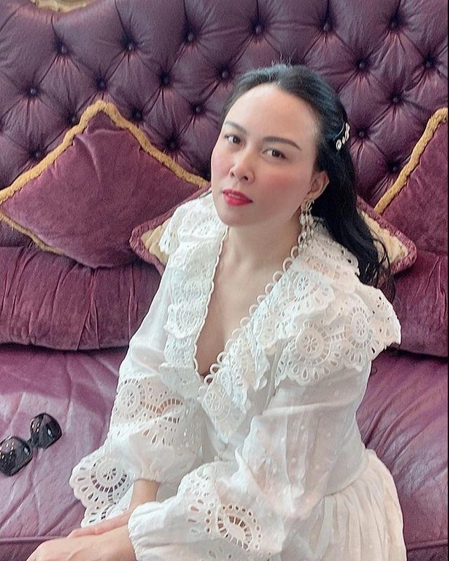 Phong độ mặc đẹp chưa được lâu phượng chanel lại vấp ngã trước chiếc áo xuyên thấu da thịt - 7