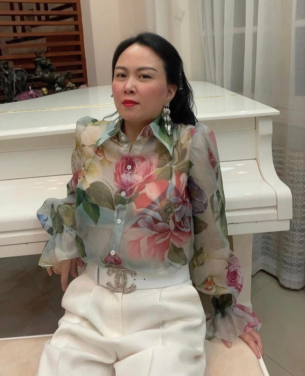 Phong độ mặc đẹp chưa được lâu phượng chanel lại vấp ngã trước chiếc áo xuyên thấu da thịt - 13