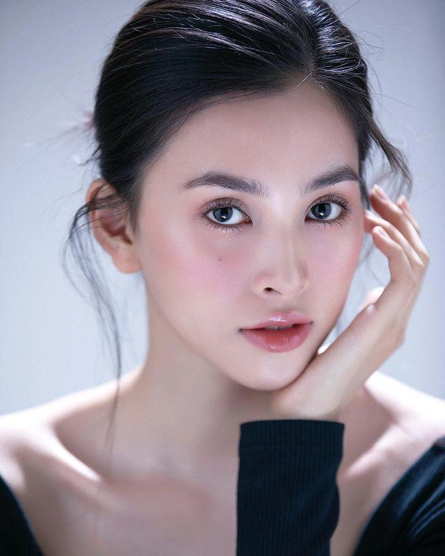 Phục thù màu son đỏ tiểu vy bơm môi thảm hoạ ngày nào giờ xinh đẹp hơn bội phần - 7