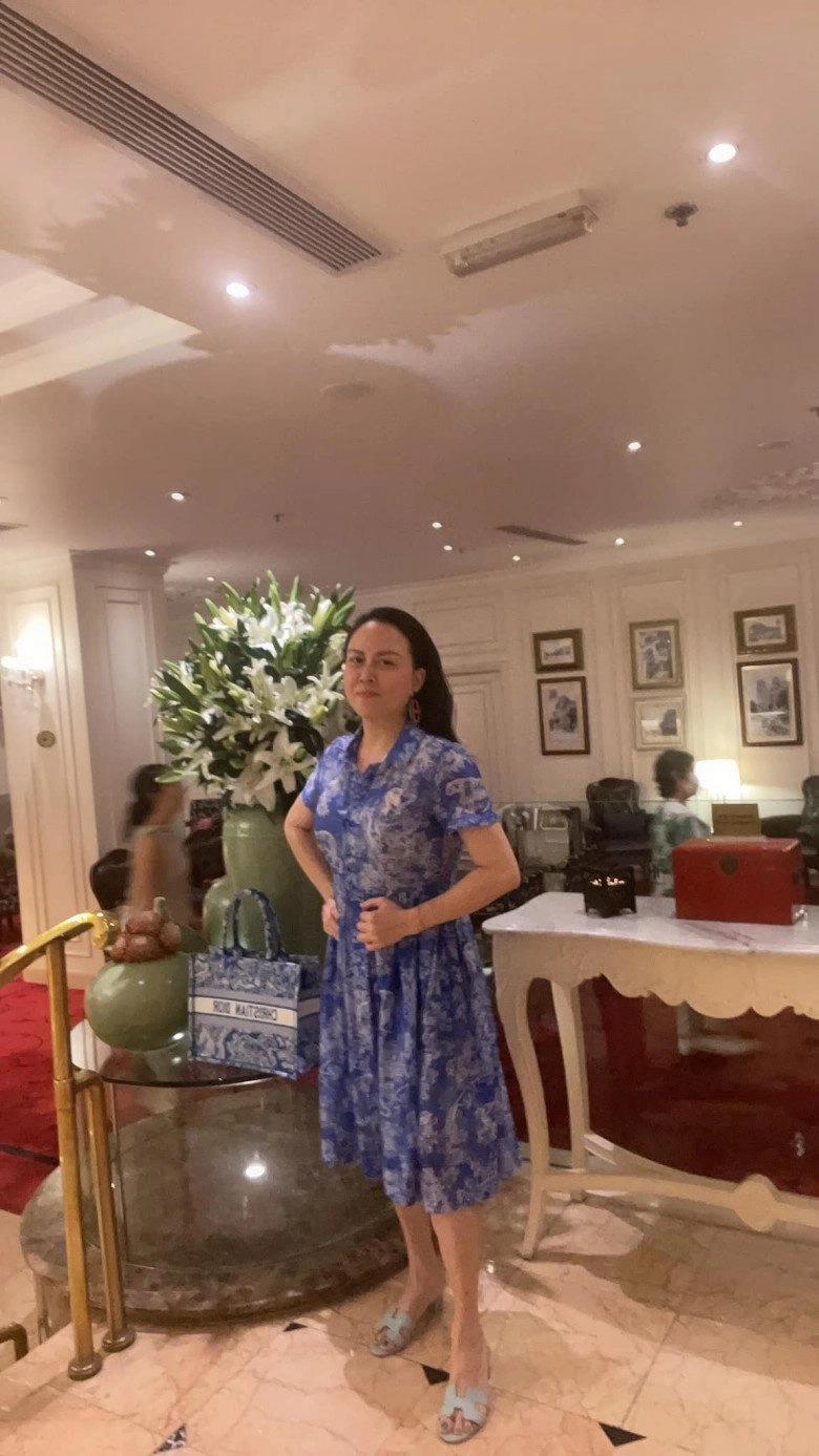 Phượng chanel có một công thức thời trang xào đi xào lại nhưng nhìn vào ai cũng khen lấy khen để - 2