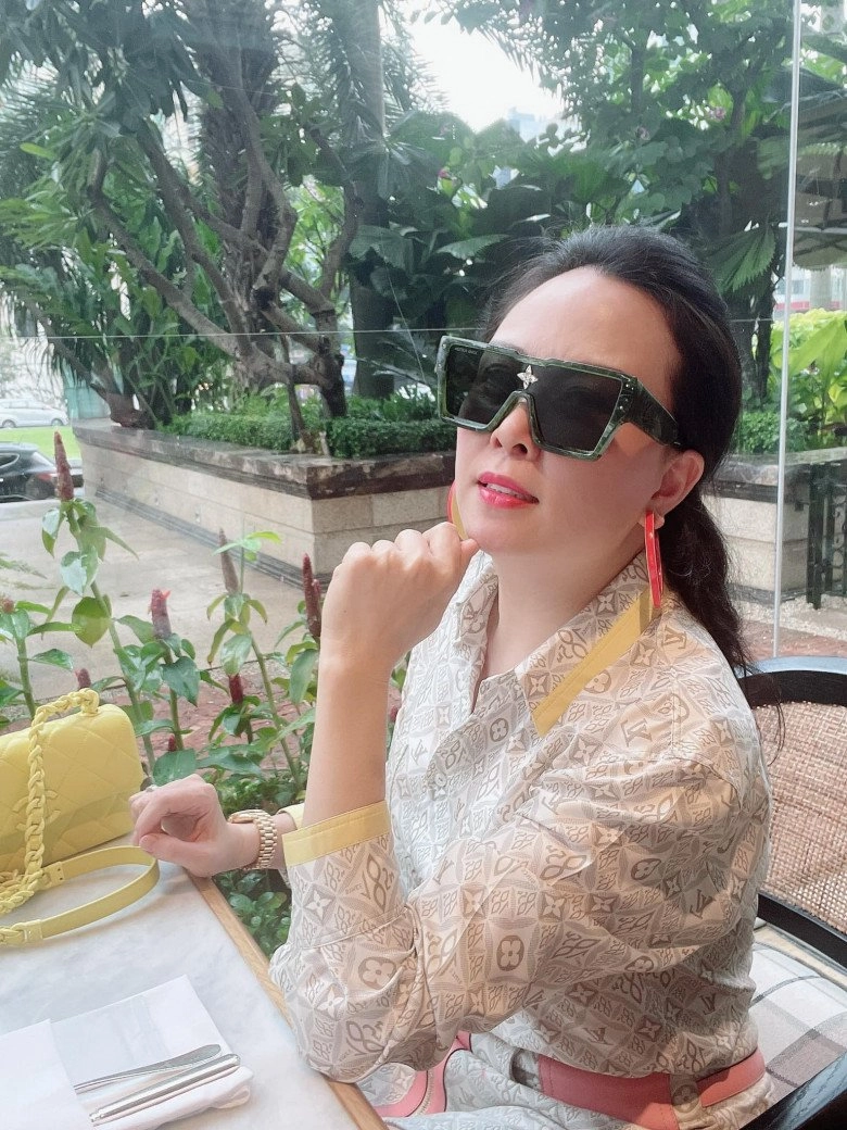 Phượng chanel tự hào khoe bộ phận trẻ đẹp như ngọc trinh u45 là của hiếm - 6