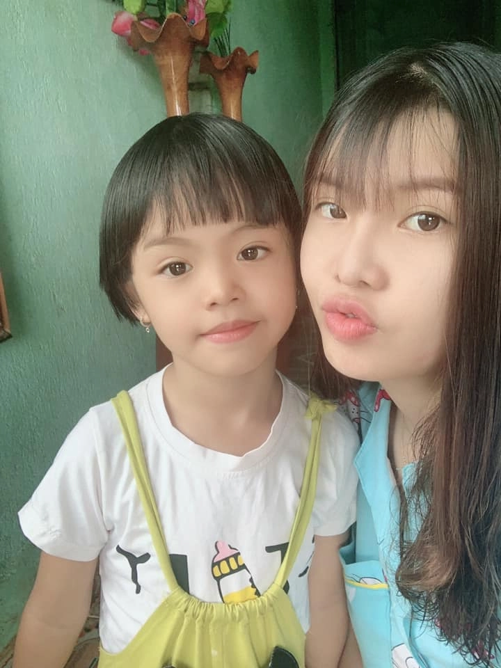 Phượng thị nở vừa vượt cạn sinh thêm con hậu dao kéo mặt diện mạo đứa trẻ thật may mắn - 10