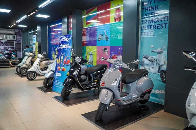 Piaggio topcom nguyễn văn trỗi lột xác với nhận diện thương hiệu mới motoplex - 10