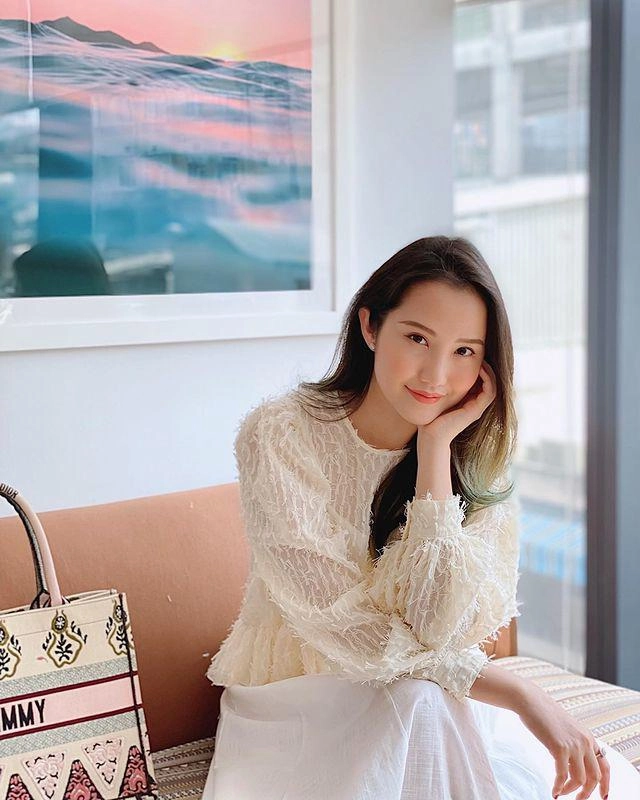 Primmy trương xả vai mẹ bỉm lên đồ đi làm chuẩn phu nhân gia tộc giàu có - 7